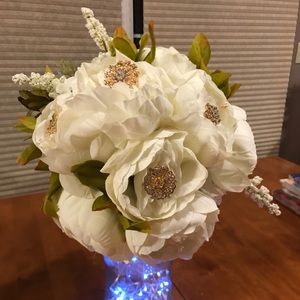 Elegant Pomander Kissing Ball